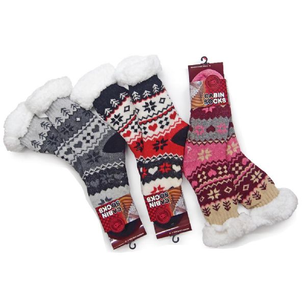 Women's Plush Fur Lined Cabin Socks Heart & Snowflake Motif