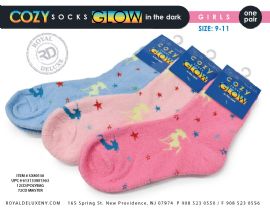 Glow In The Dark Cozy Socks Size 9-11 Unicorn Design